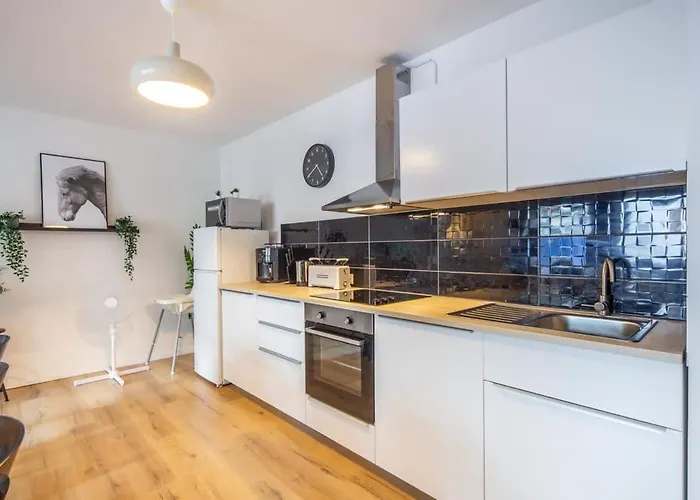 3 Bedroom In Great Location Appartement