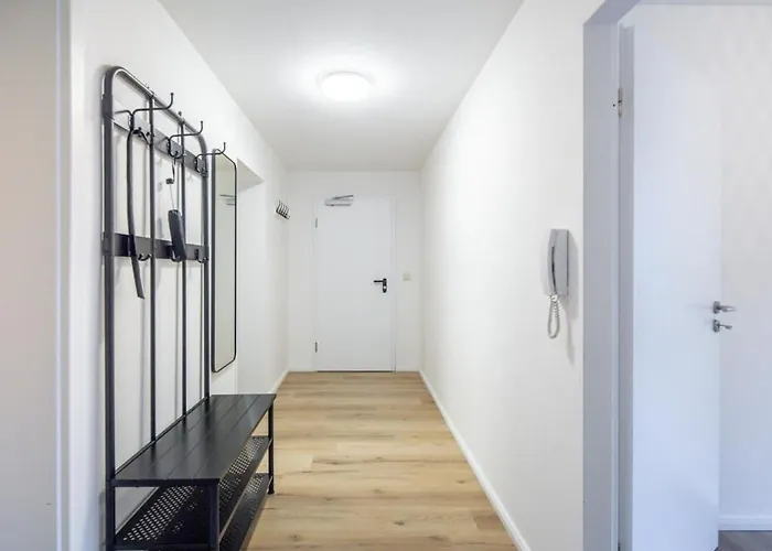 3 Bedroom In Great Location * Hamburg-Harburg
